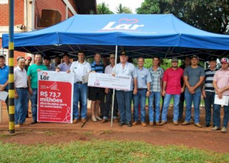 Cooperativa Lar realiza distribuição de sobras entre os cooperados